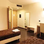 Sogni D'oro Airport 3*