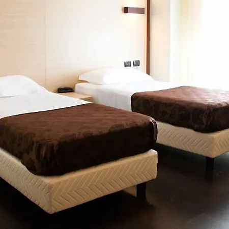 Hotell Sogni D'oro Airport Lamezia Terme