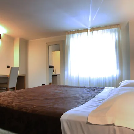 Sogni D'oro Airport Hotel