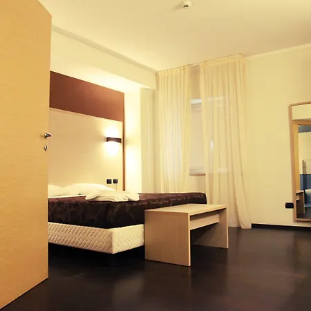 Sogni D'oro Airport 3*