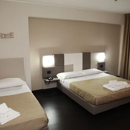 Hotell Sogni D'oro Airport