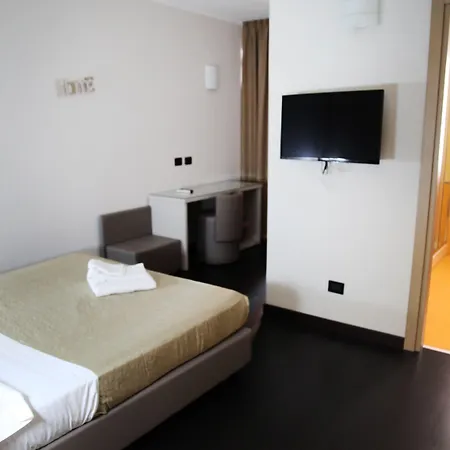 Sogni D'oro Airport Hotel 3*