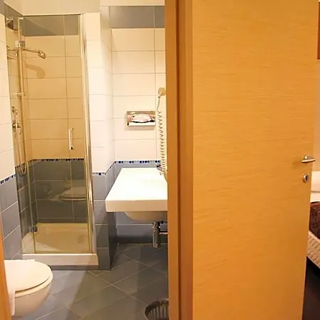 Szálloda Sogni D'oro Airport 3*