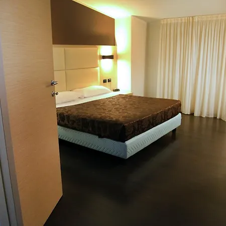 Hotell Sogni D'oro Airport Lamezia Terme