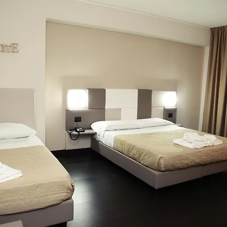 Hotel Sogni D'oro Airport