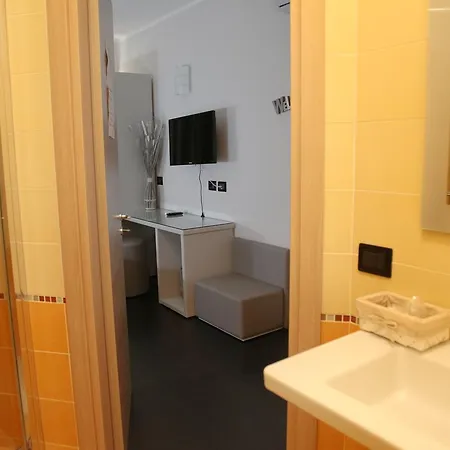 Hotel Sogni D'oro Airport
