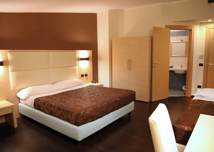 Hotel Sogni D'oro Airport